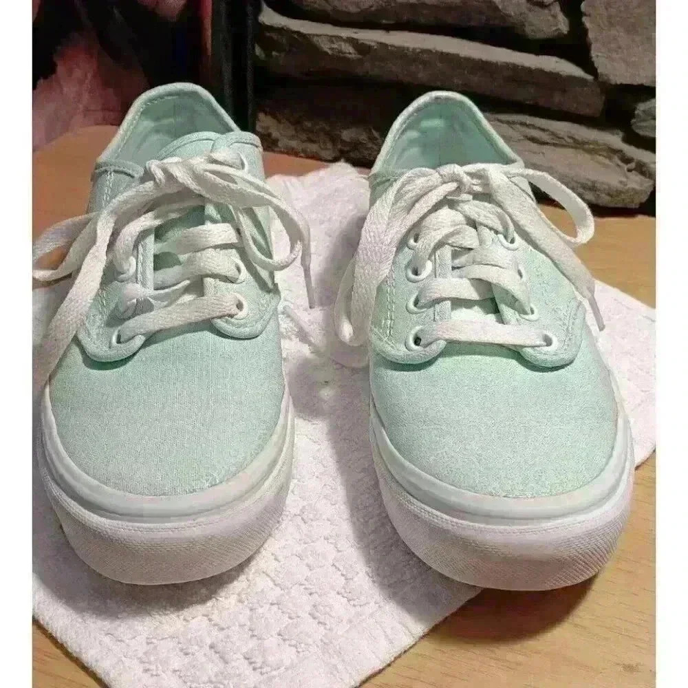 Vans Low Top Sneakers Mandala Seafoam Green Lace/Floral Design Size 6.5  #721356